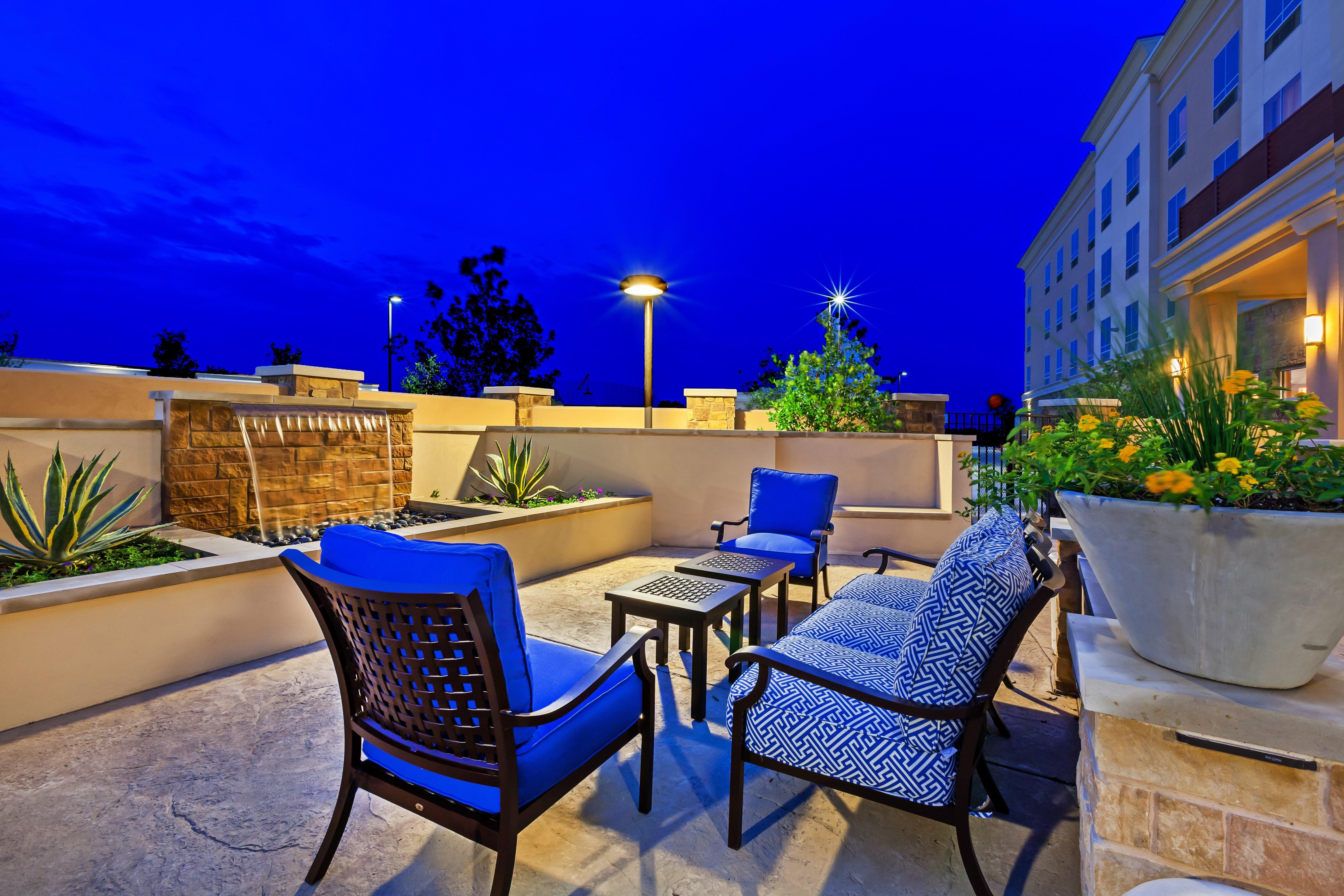 Clarion Hotel The Colony - Plano West Exterior photo